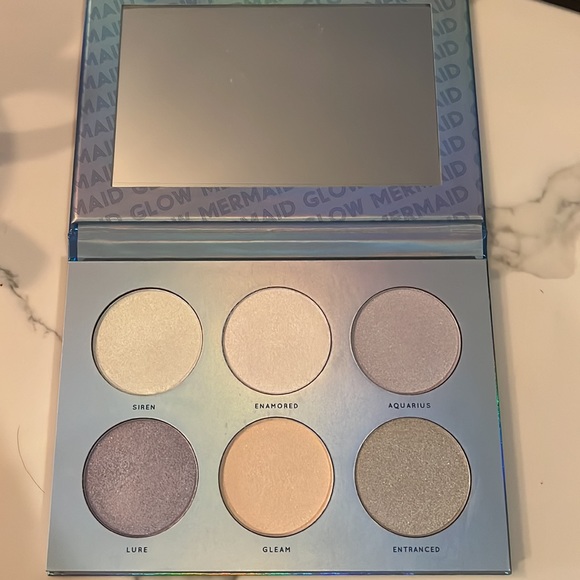 FaceCandy Mermaid Glow highlighting pallet - Picture 2 of 2